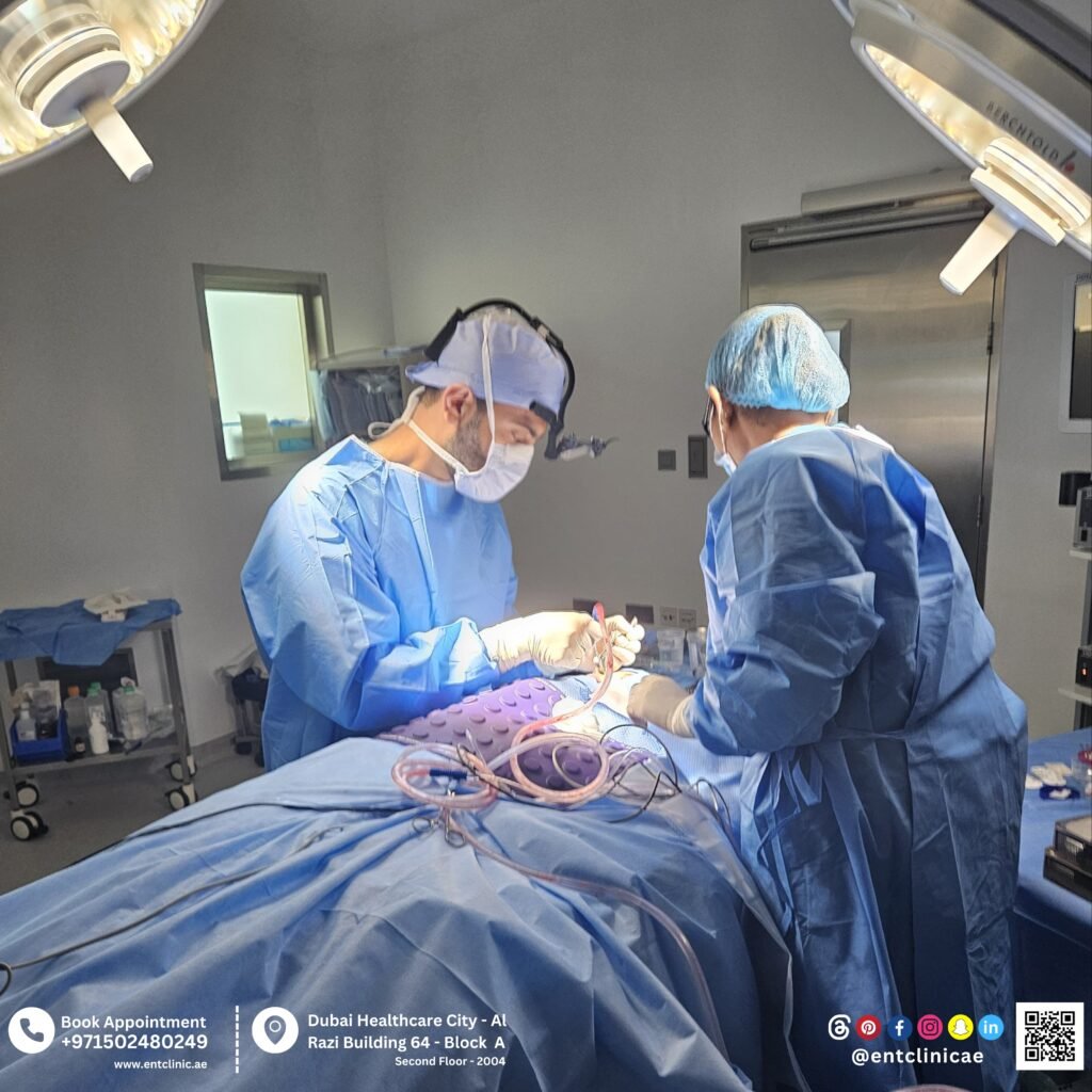 علاج انهيار الصمام الأنفي على يد د. حاتم دالاتي، استشاري الأنف والأذن والحنجرة وجراح تجميل الأنف في دبي.