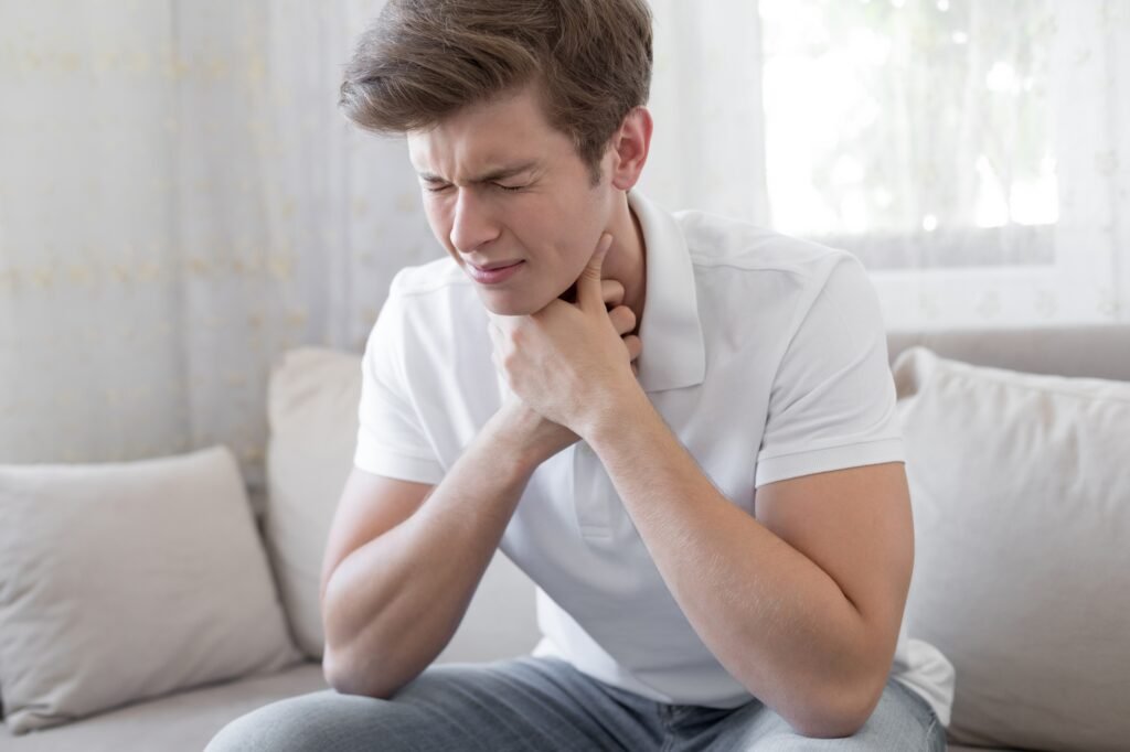 How to Maintain a Healthy Throat: Expert Tips from the Best ENT Doctor in Dubai